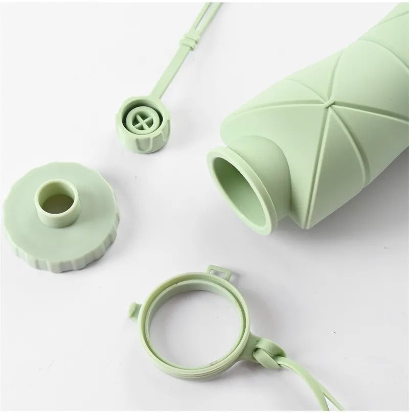 Collapsible Silicone Water Bottle – 600ml Foldable Travel Bottle